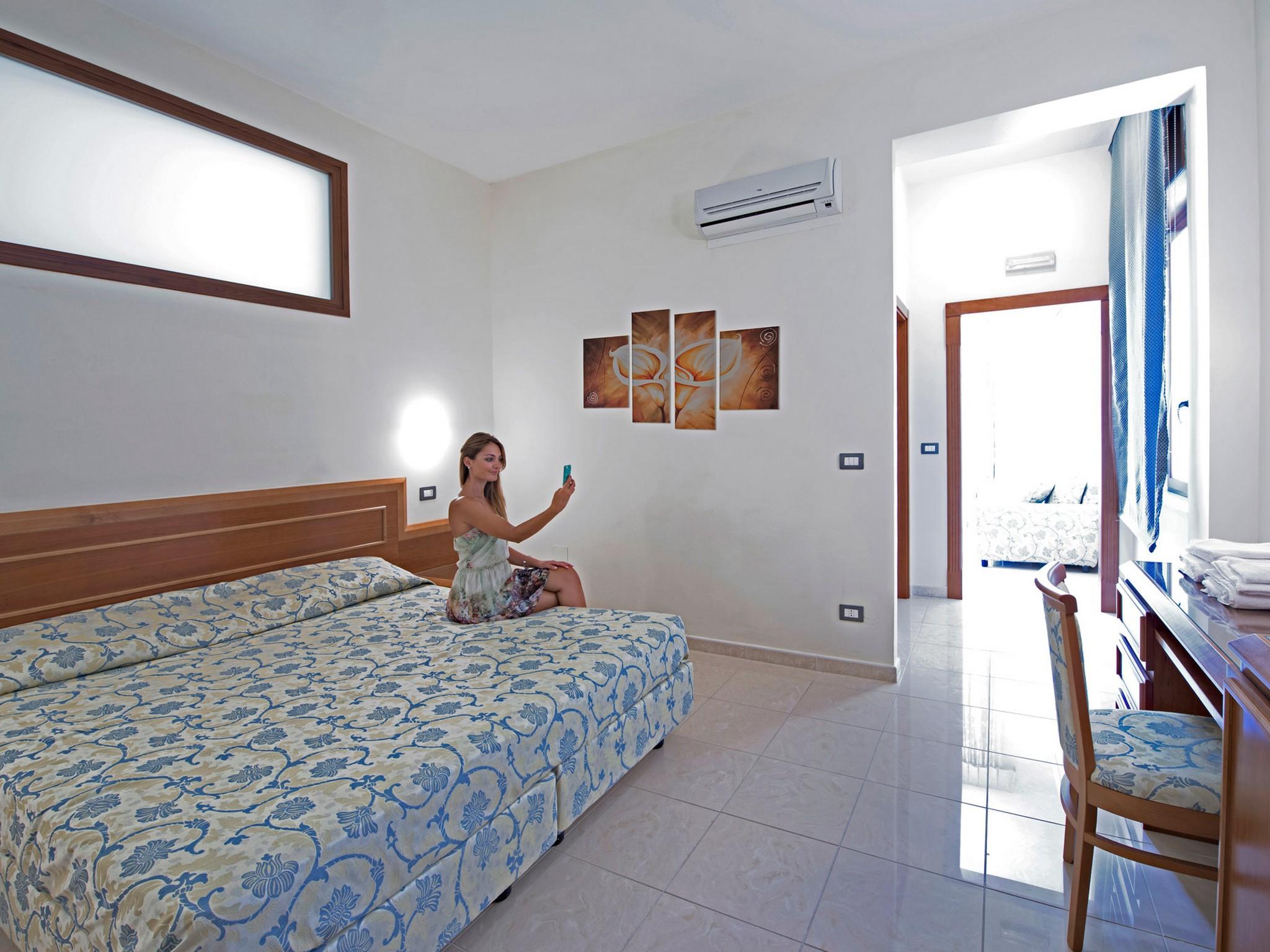 Albergo Terme Forlenza コントゥルシ エクステリア 写真
