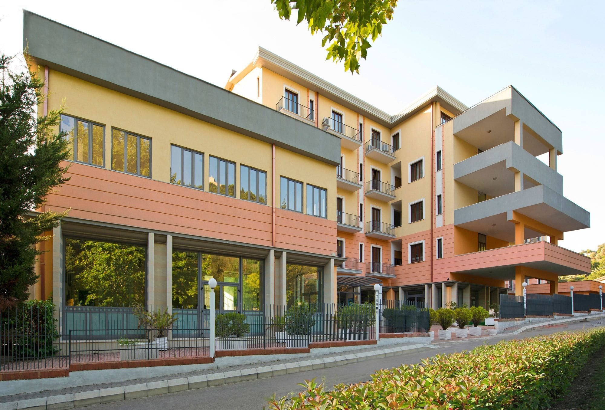 Albergo Terme Forlenza コントゥルシ エクステリア 写真